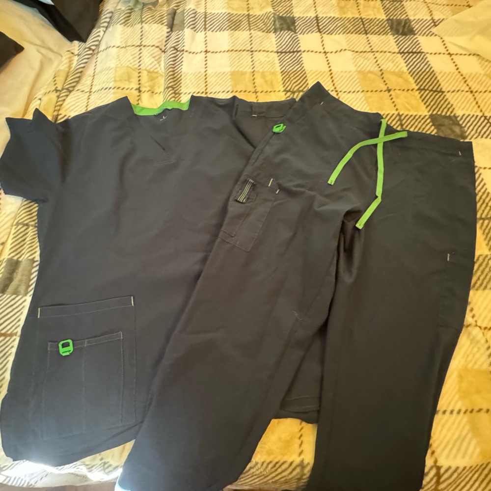 Carhartt scrubs